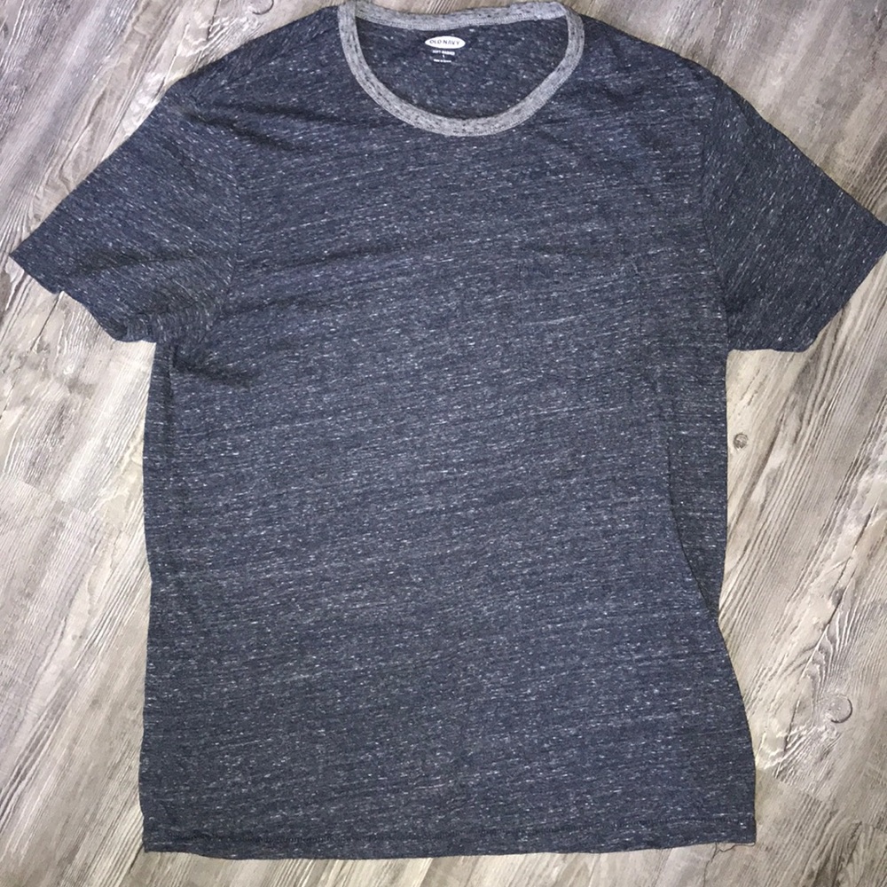 Old Navy Pocket T— Large